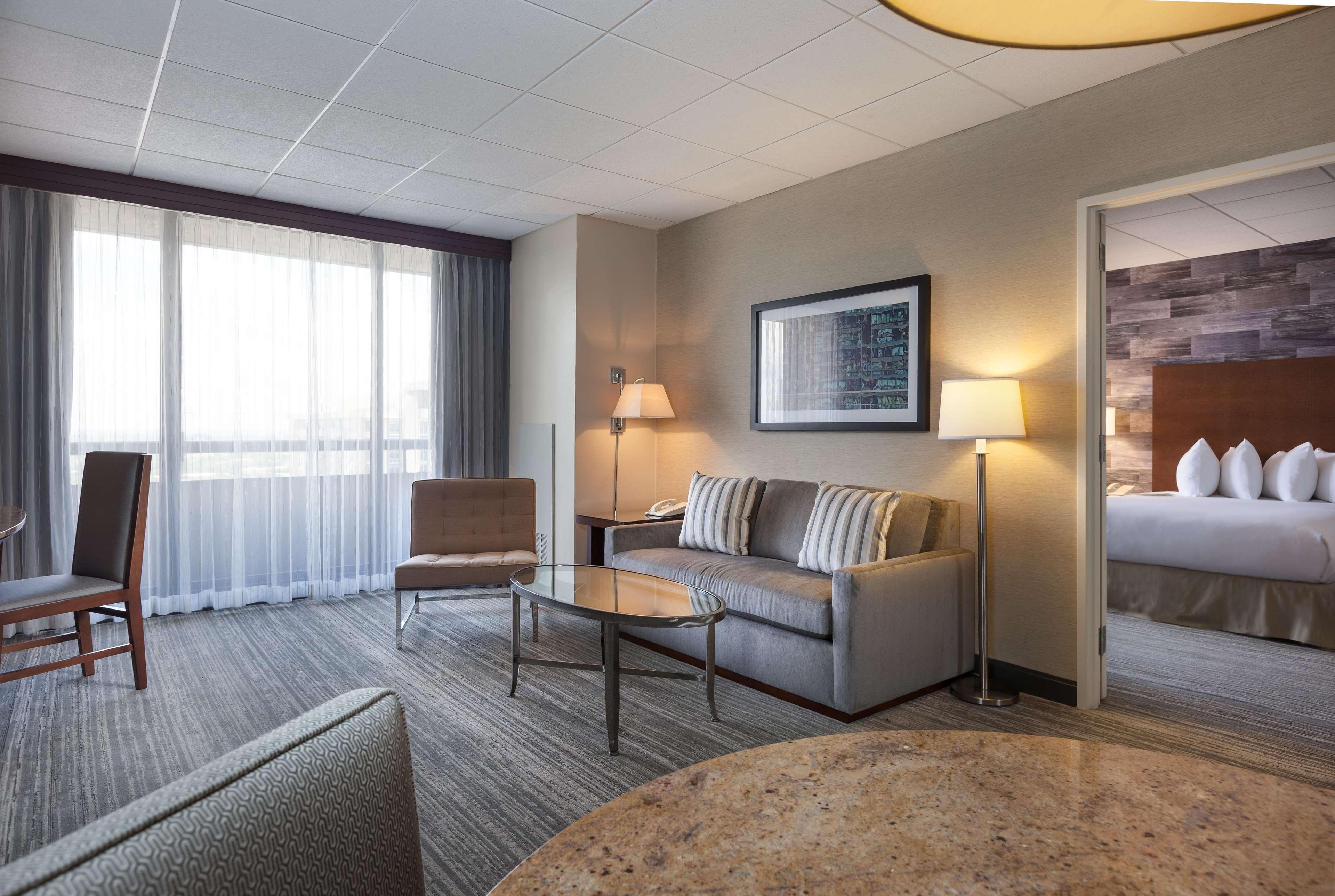 Doubletree By Hilton Hotel & Suites Houston By The Galleria Exterior foto