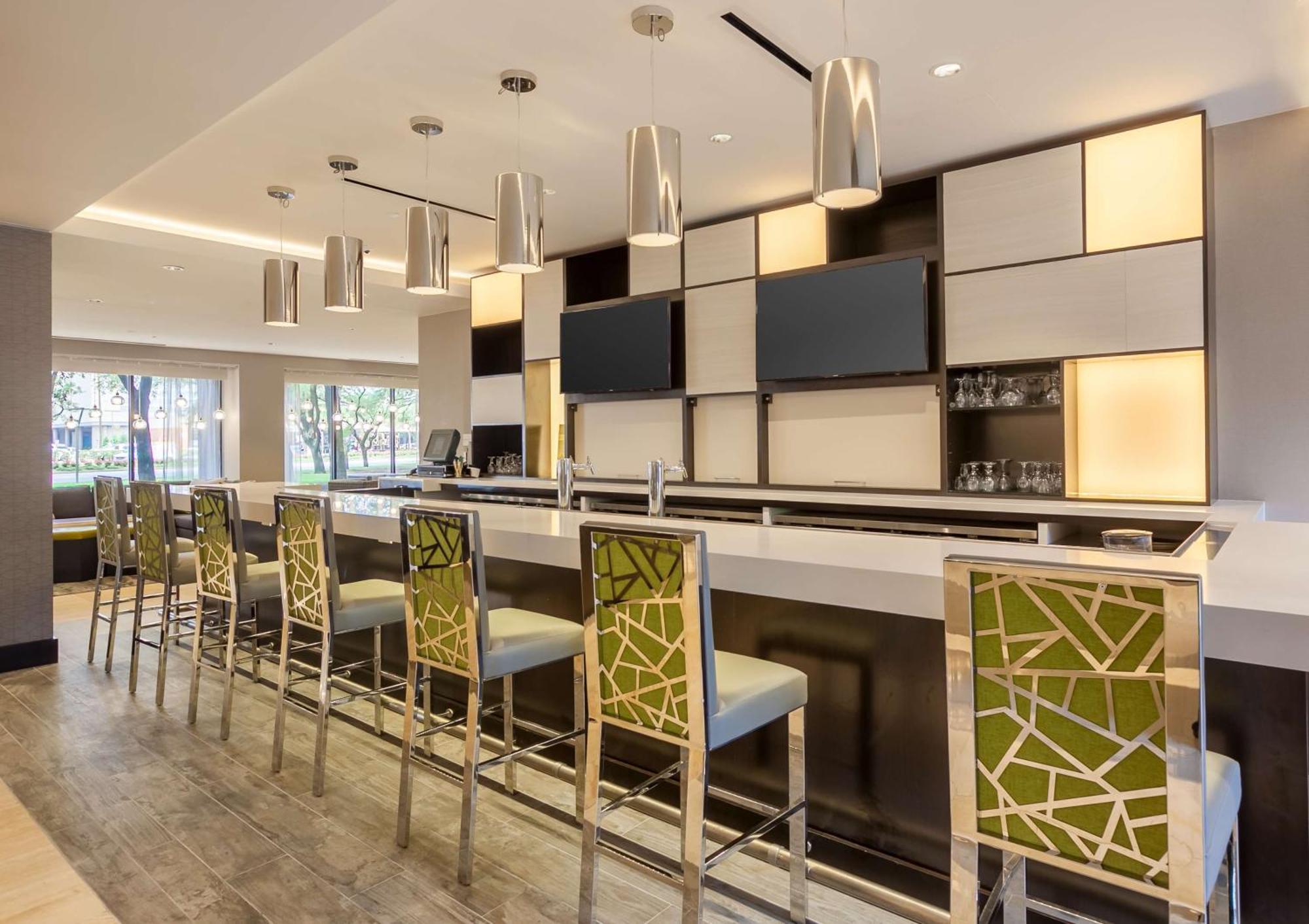 Doubletree By Hilton Hotel & Suites Houston By The Galleria Exterior foto