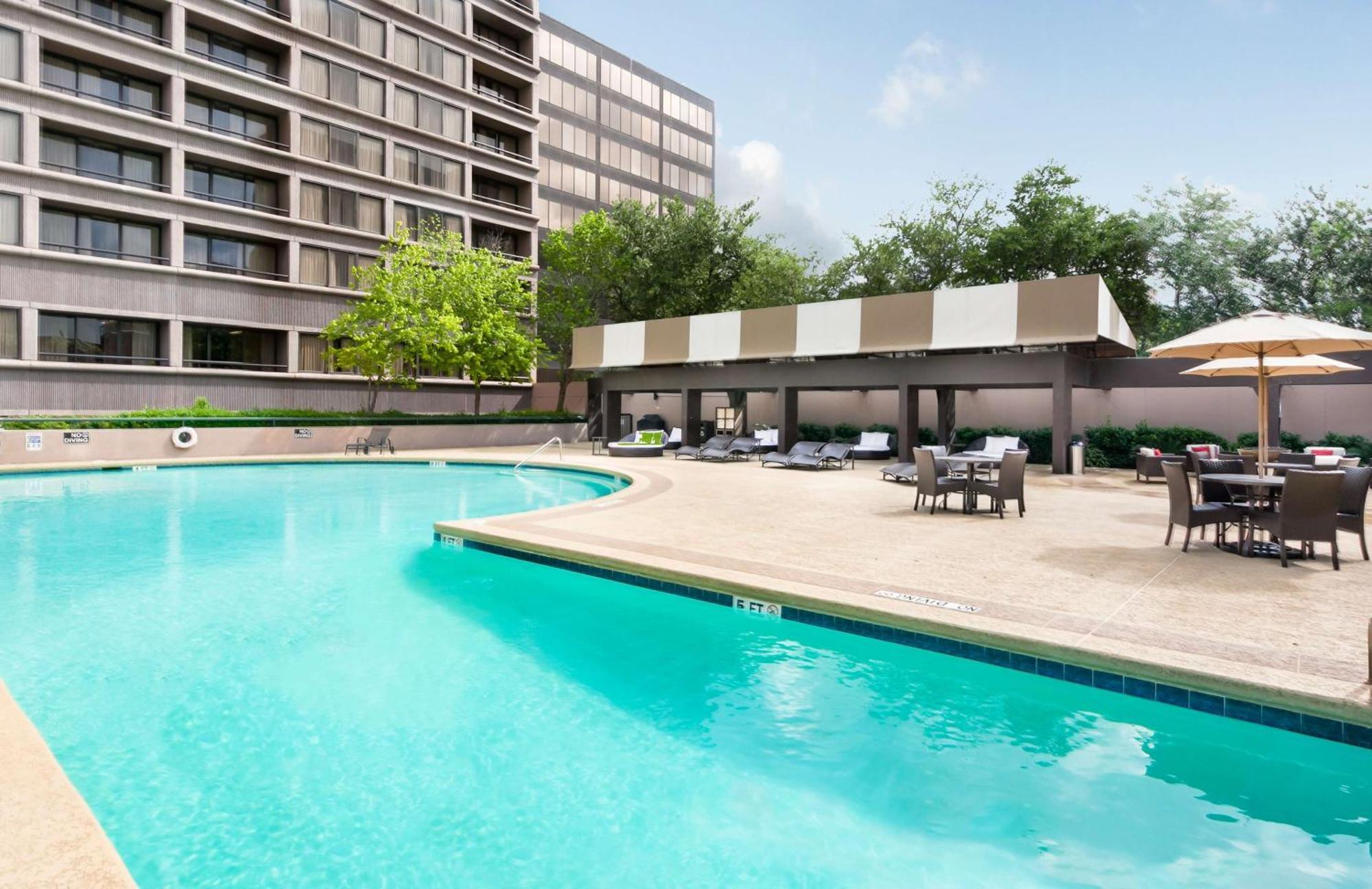 Doubletree By Hilton Hotel & Suites Houston By The Galleria Exterior foto